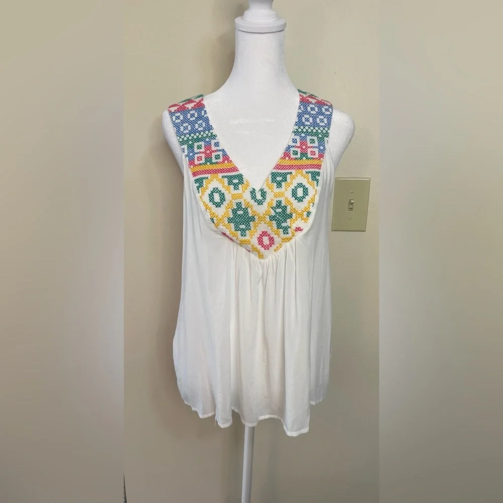 Lovestitch Women’s Bohemian Embroidery Tank Top V- Neck Size Medium. NWT - Picture 6 of 17